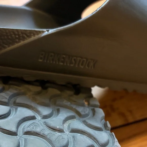 Olive Birkenstocks - Picture 4 of 5